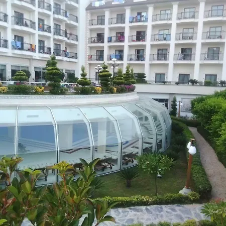 Palmet Beach 5*